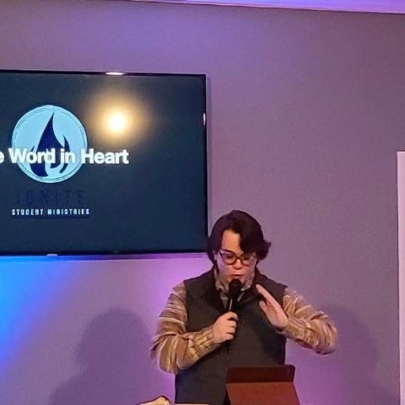 Meet your Posher, Lucas - Picture 1 of 1